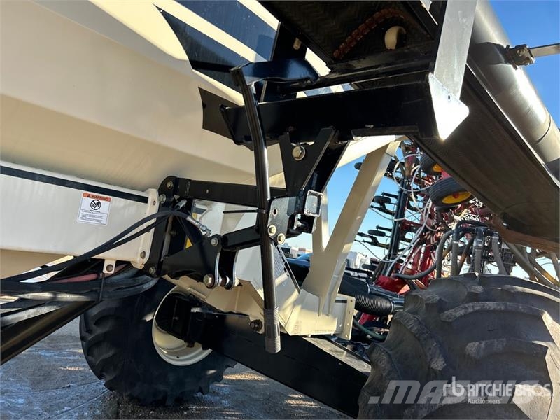 Bourgault 3320 66 ft Air Drill مثاقيب
