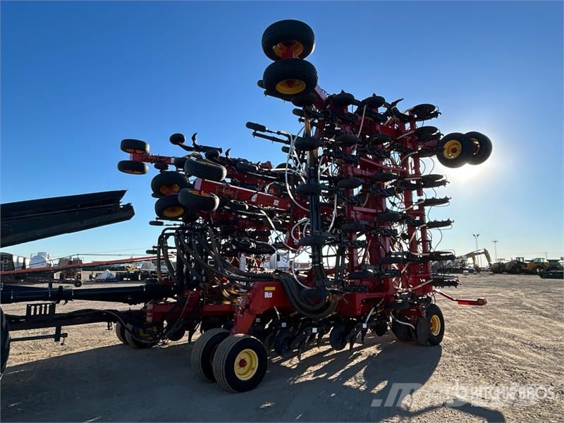 Bourgault 3320 66 ft Air Drill مثاقيب