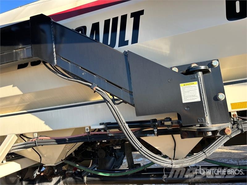 Bourgault 3320 66 ft Air Drill مثاقيب