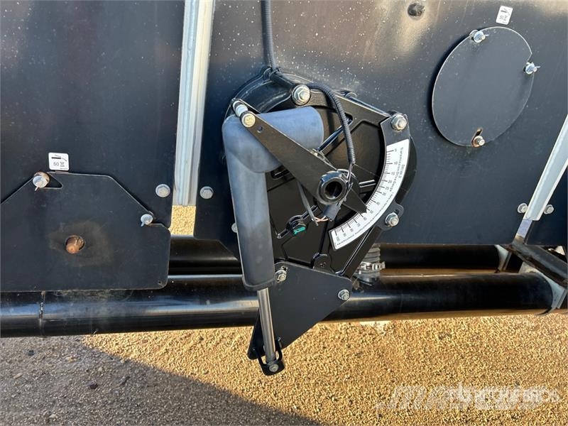 Bourgault 3320 66 ft Air Drill مثاقيب