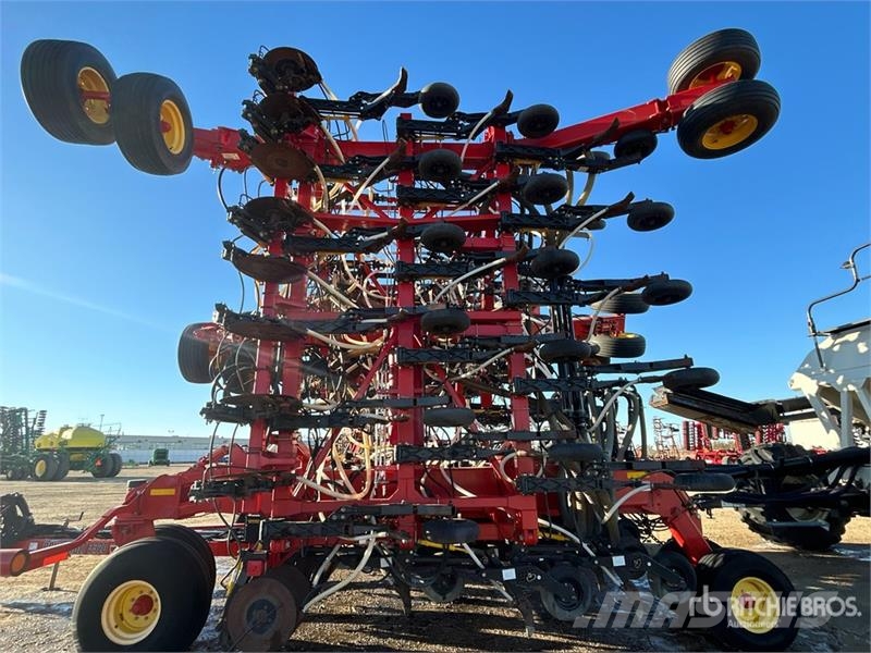 Bourgault 3320 66 ft Air Drill مثاقيب