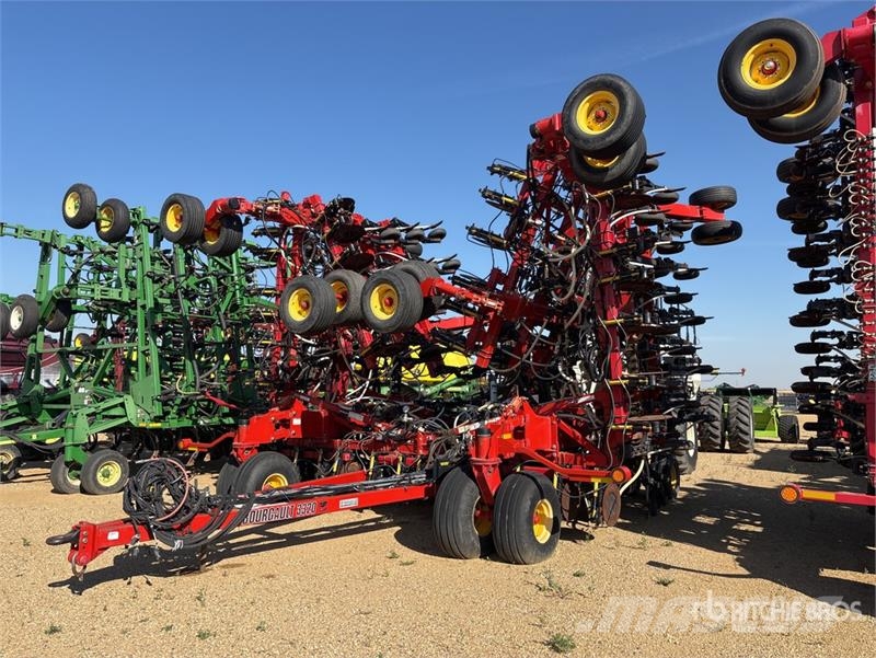 Bourgault 3320 66 ft Air Drill Külvikud