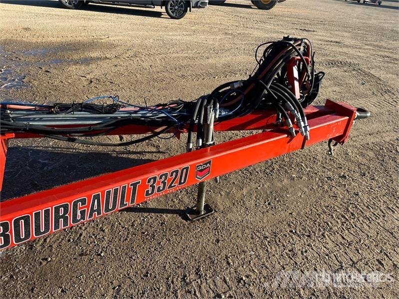 Bourgault 3320 66 ft Air Drill مثاقيب