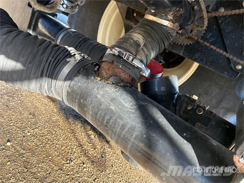 Bourgault 3320 66 ft Air Drill مثاقيب