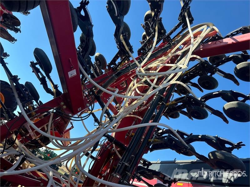 Bourgault 3320 76 ft Air Drill Kylvökoneet