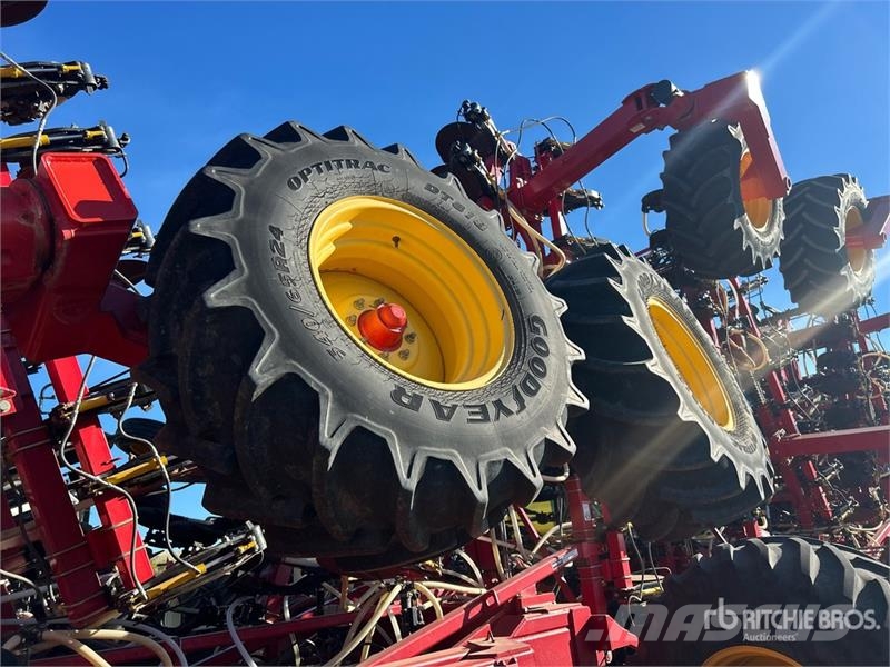 Bourgault 3320 76 ft Air Drill Kylvökoneet