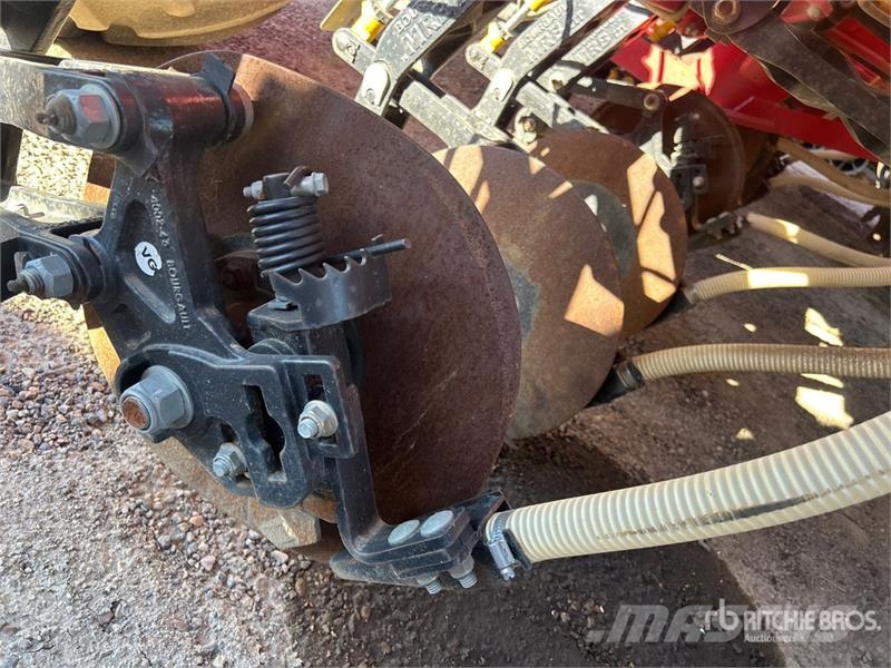Bourgault 3320 76 ft Air Drill Kylvökoneet