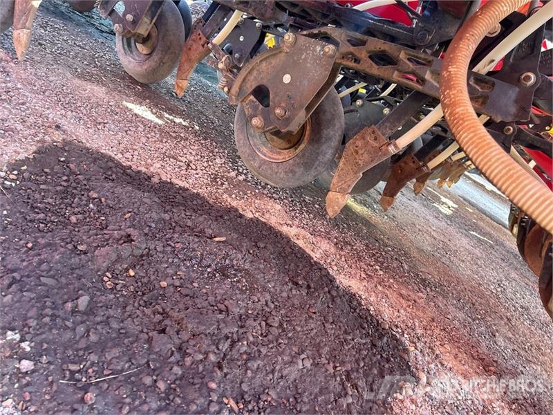 Bourgault 3320 76 ft Air Drill Kylvökoneet