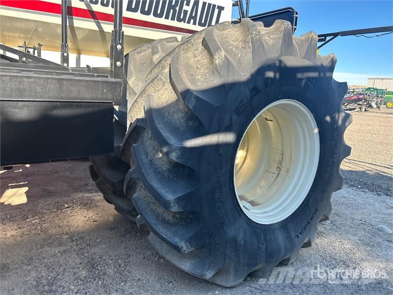 Bourgault 3320 76 ft Air Drill Kylvökoneet