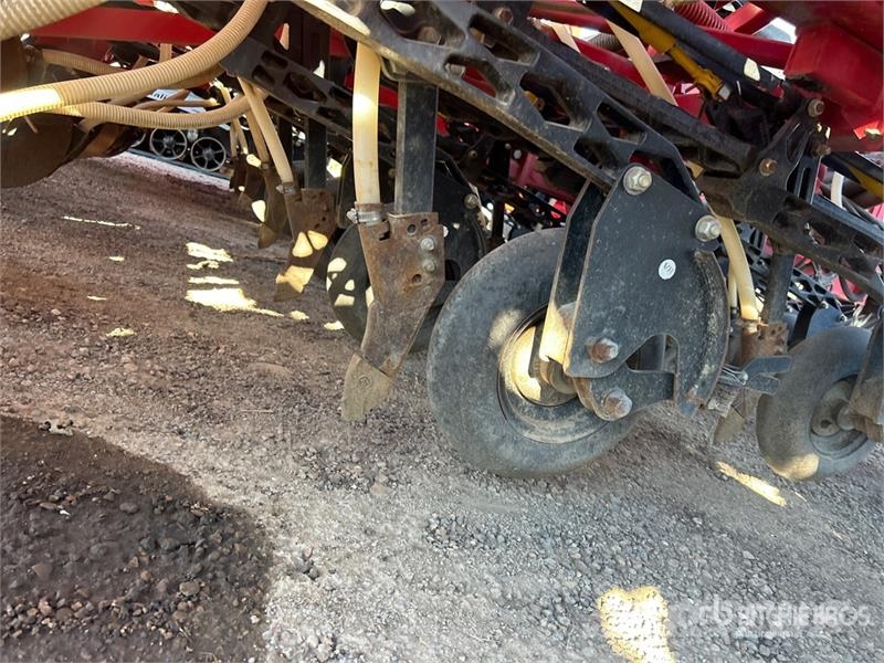 Bourgault 3320 76 ft Air Drill Kylvökoneet