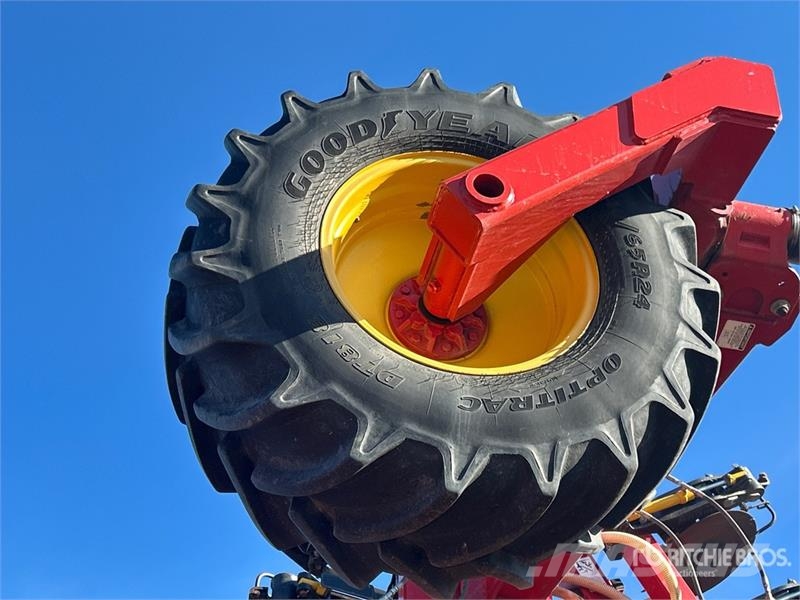 Bourgault 3320 76 ft Air Drill Kylvökoneet