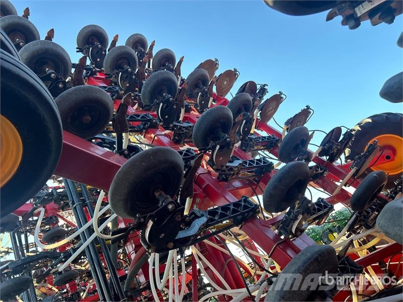 Bourgault 3320 76 ft Air Drill Kylvökoneet