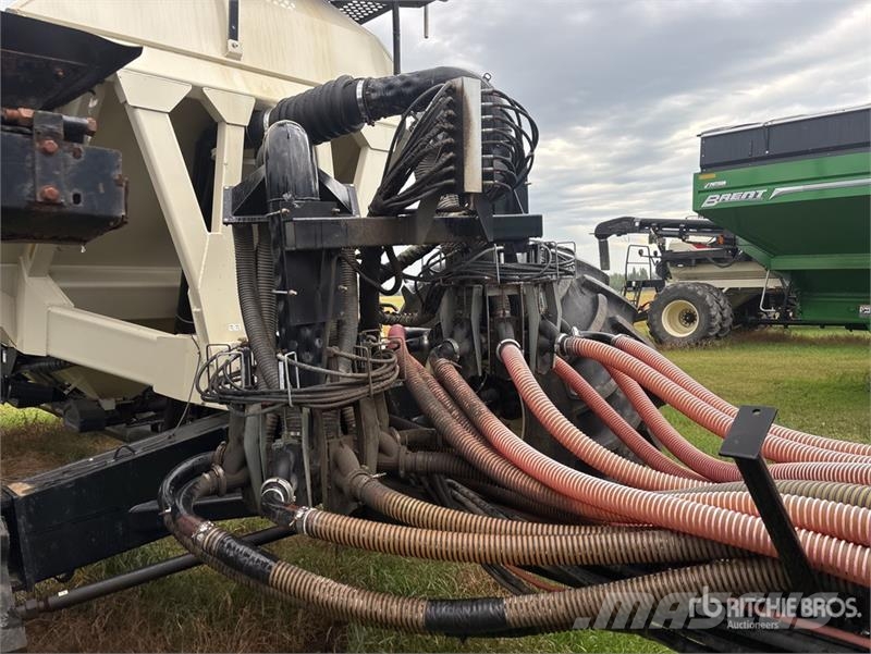 Bourgault 3320 - 76 PHD 76 ft Air Drill Sijačice
