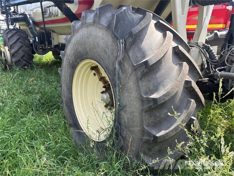 Bourgault 3320 - 76 PHD 76 ft Air Drill Sijačice