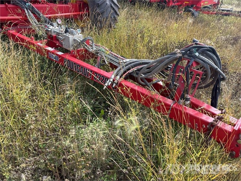 Bourgault 3320 - 76 PHD 76 ft Air Drill Sijačice