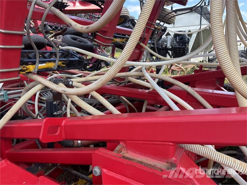 Bourgault 3320 - 76 PHD 76 ft Air Drill Sijačice