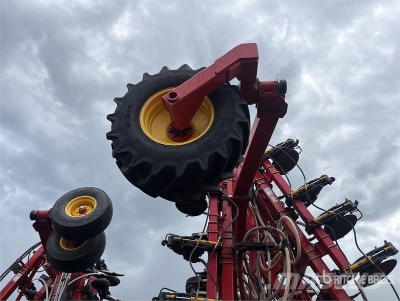 Bourgault 3320 - 76 PHD 76 ft Air Drill Sijačice