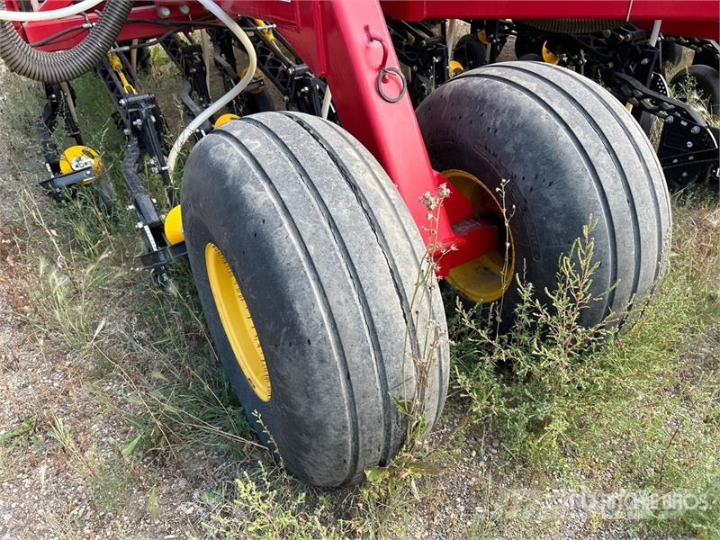 Bourgault 3320 - 76 PHD 76 ft Air Drill Sijačice