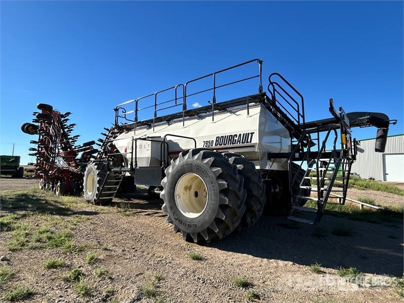 Bourgault 3320 - 76 PHD 76 ft Air Drill Sejačice