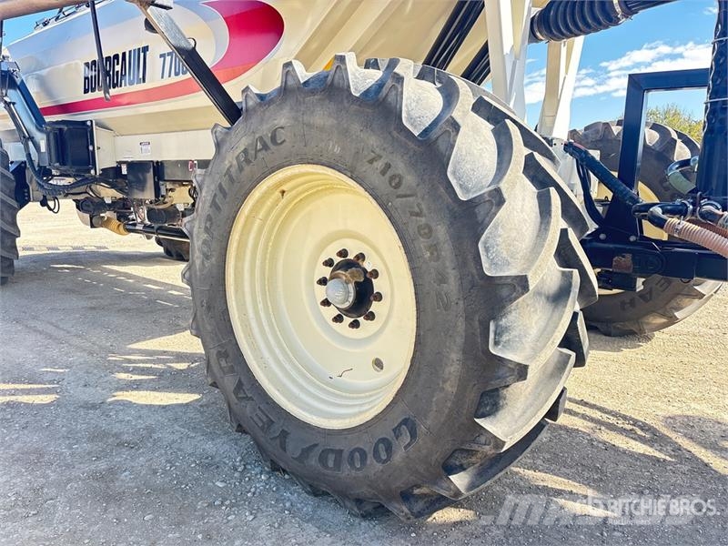 Bourgault 3320-76PHD 76 ft Air Drill Såmaskiner