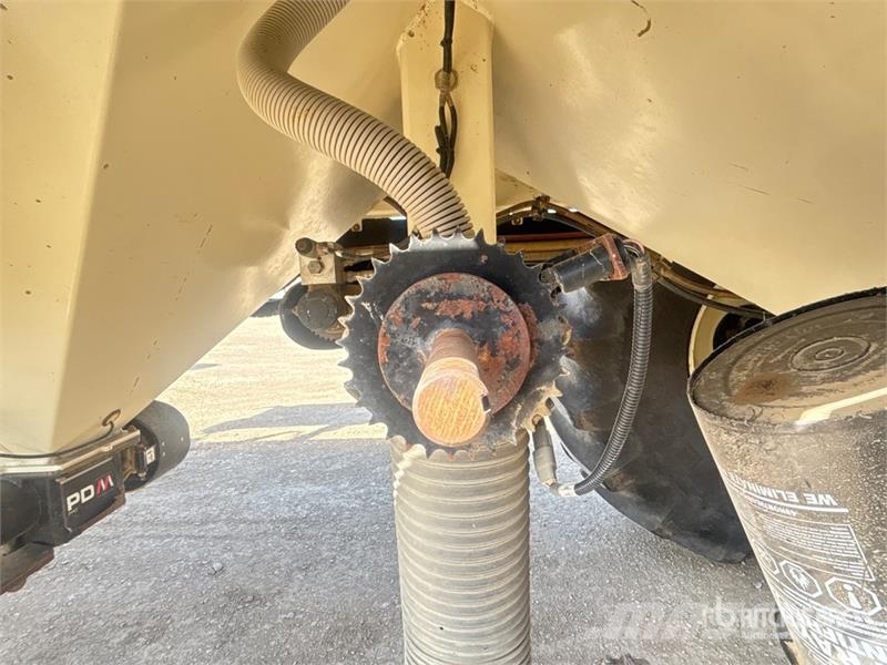 Bourgault 3320-76PHD 76 ft Air Drill Såmaskiner