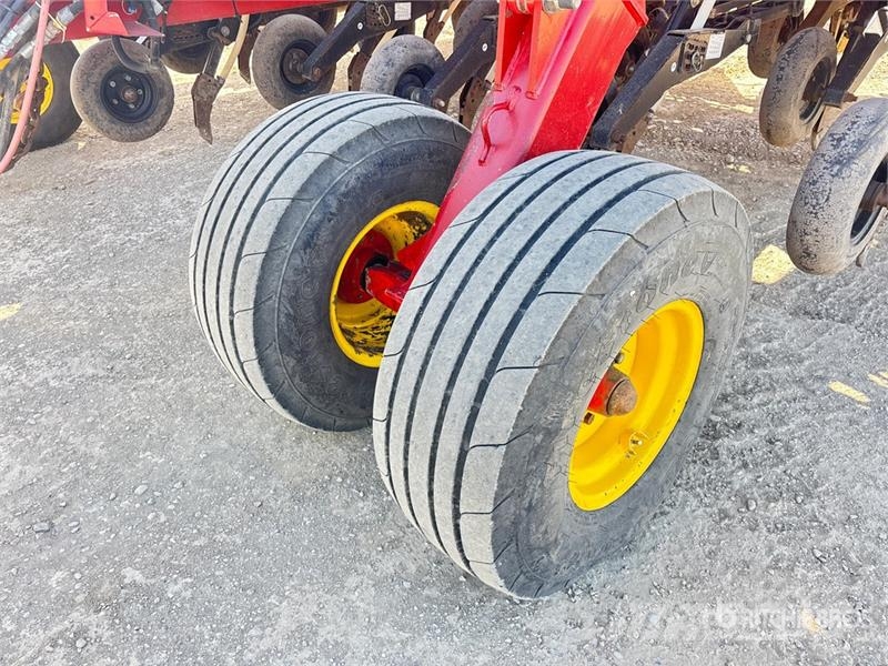 Bourgault 3320-76PHD 76 ft Air Drill Såmaskiner