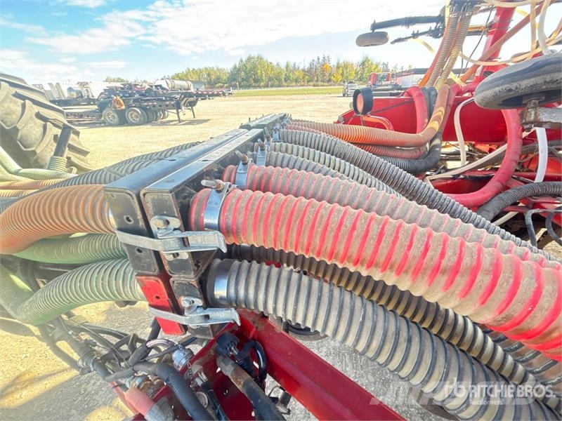 Bourgault 3320-76PHD 76 ft Air Drill Såmaskiner