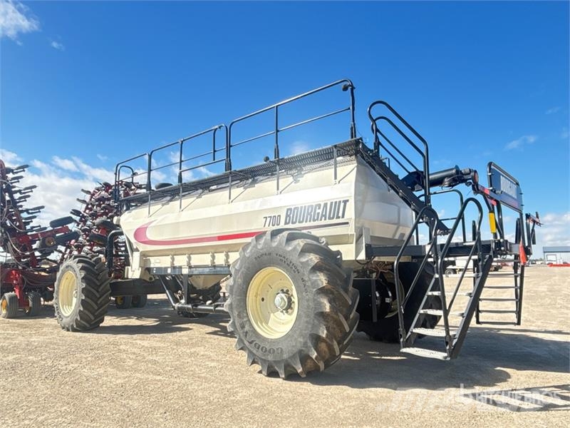 Bourgault 3320-76PHD 76 ft Air Drill Såmaskiner