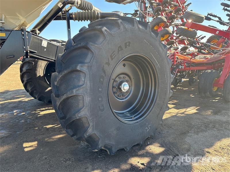 Bourgault 3320 84 ft Air Seeder Sembradoras