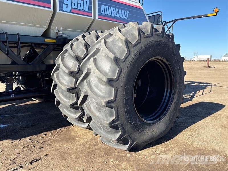 Bourgault 3320 84 ft Air Seeder Sembradoras