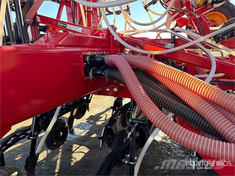 Bourgault 3320 84 ft Air Seeder Sembradoras