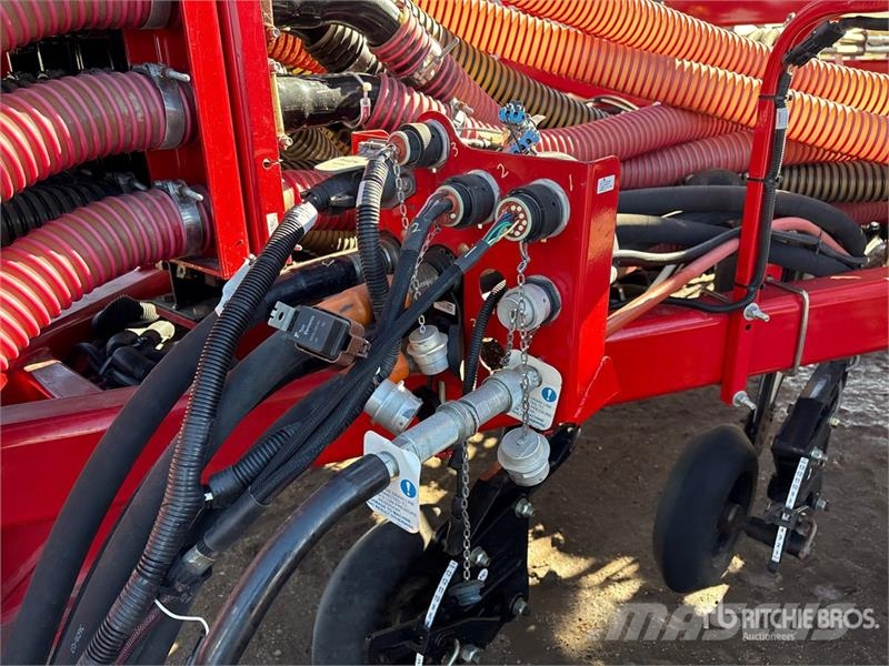 Bourgault 3320 84 ft Air Seeder Sembradoras