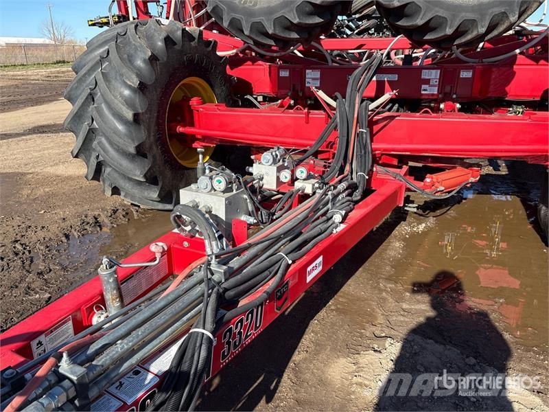 Bourgault 3320 84 ft Air Seeder Sembradoras