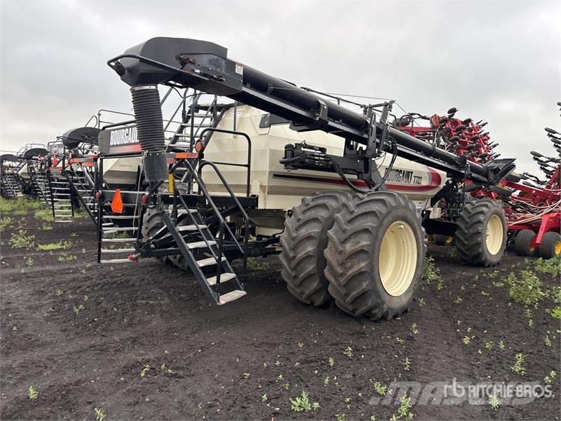 Bourgault 3320-86 PHD 86 ft Air Drill Sijačice