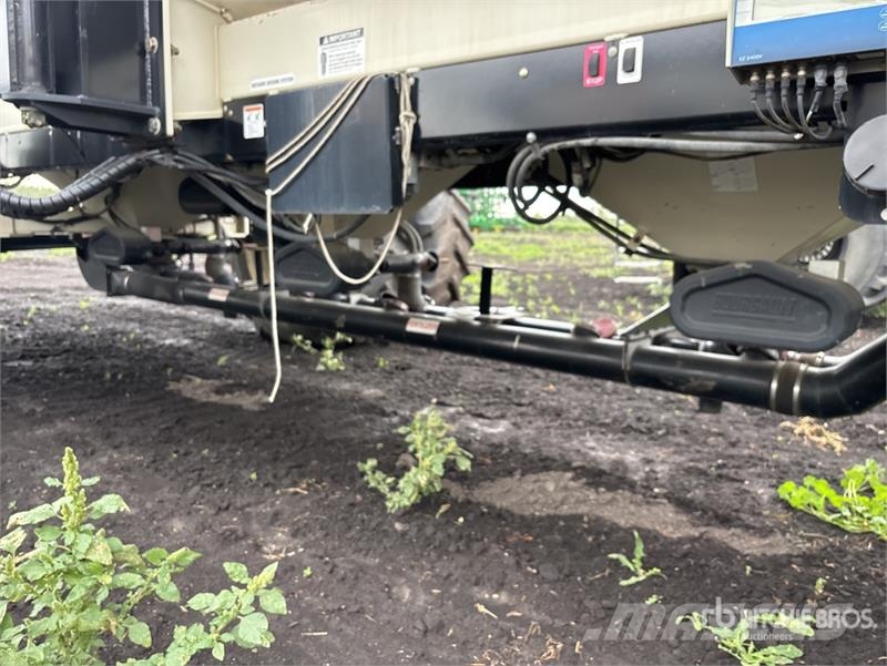 Bourgault 3320-86 PHD 86 ft Air Drill Sijačice