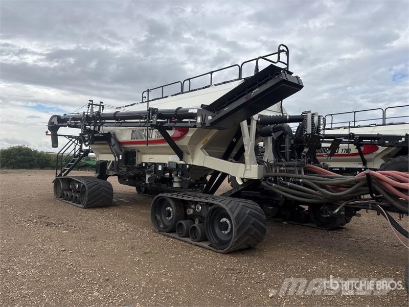 Bourgault 3320-86 PHD 86 ft Air Drill Sijačice