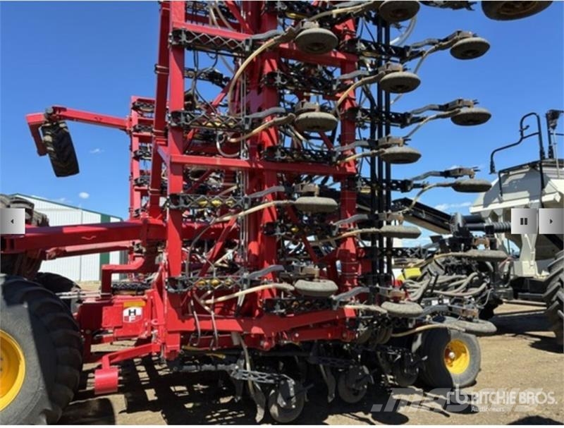 Bourgault 3320 86ft Air Drill مثاقيب