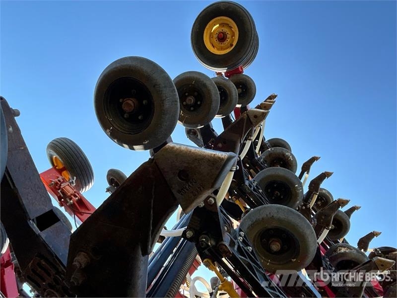 Bourgault 3320 PHD 66 ft Air Drill Perfuradoras