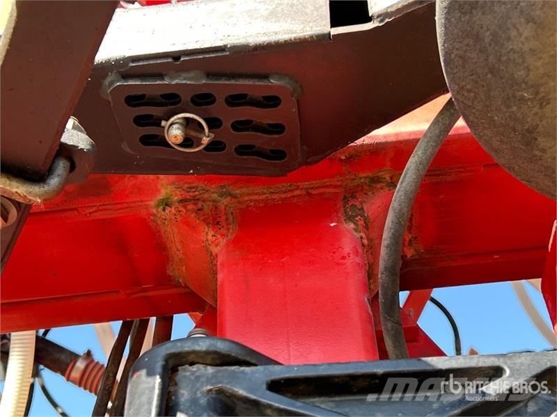 Bourgault 3320 PHD 66 ft Air Drill Perfuradoras
