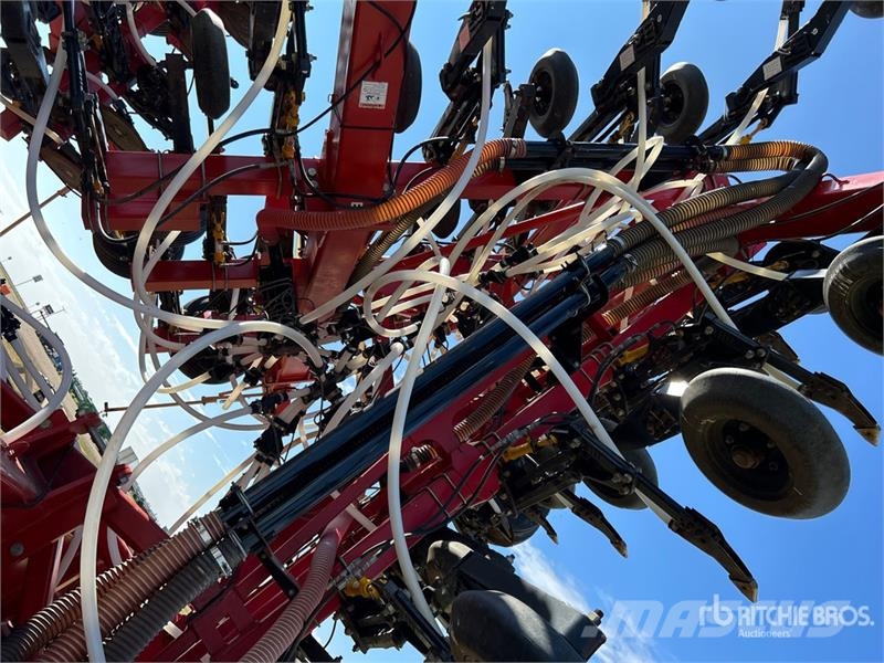 Bourgault 3320 PHD 66 ft Air Drill Perfuradoras