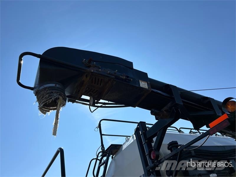 Bourgault 3320 PHD 66 ft Air Drill Perfuradoras