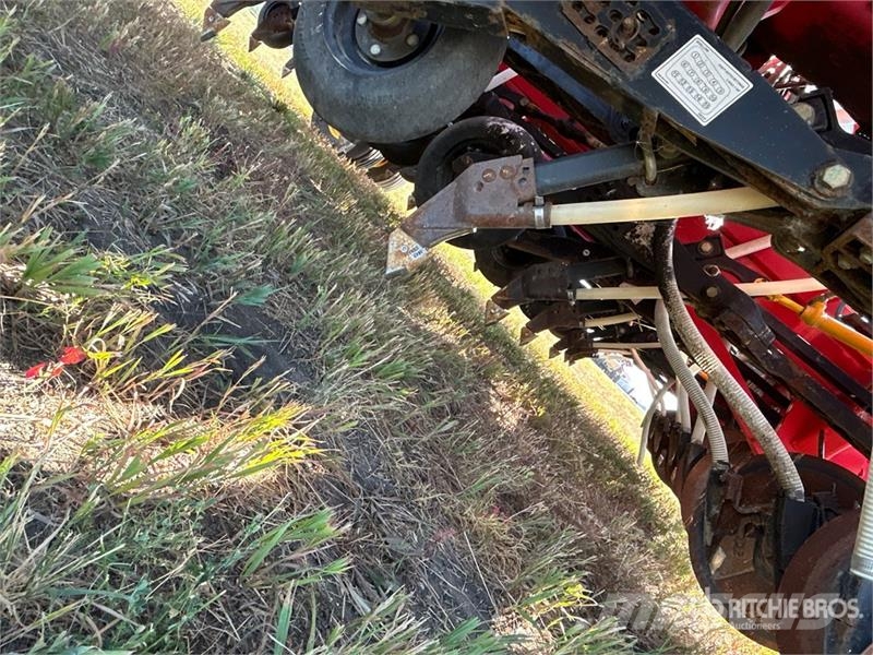 Bourgault 3320 PHD 66 ft Air Drill Perfuradoras