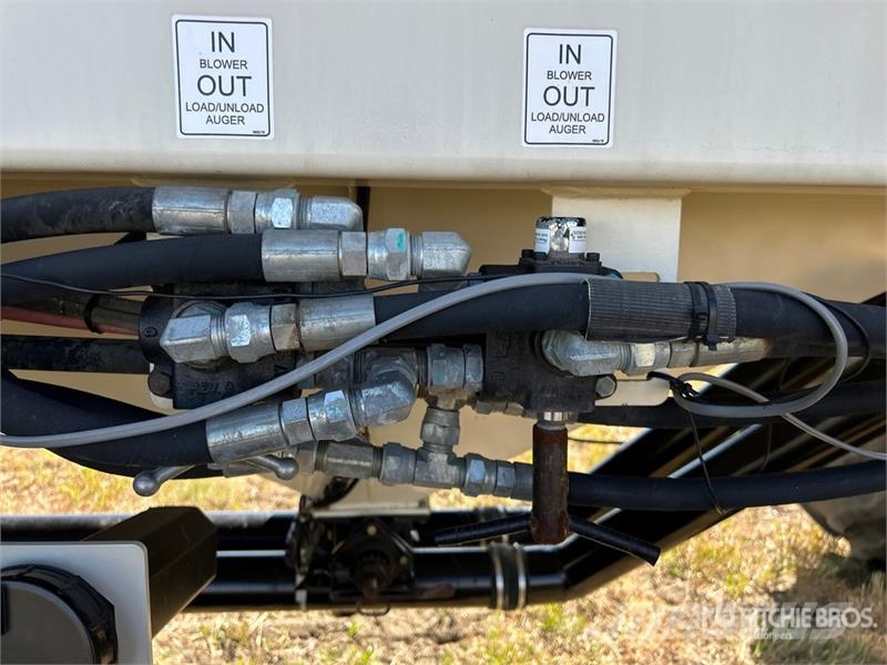 Bourgault 3320 PHD 66 ft Air Drill Perfuradoras
