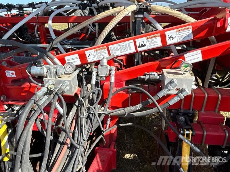 Bourgault 3320 PHD 66 ft Air Drill Perfuradoras