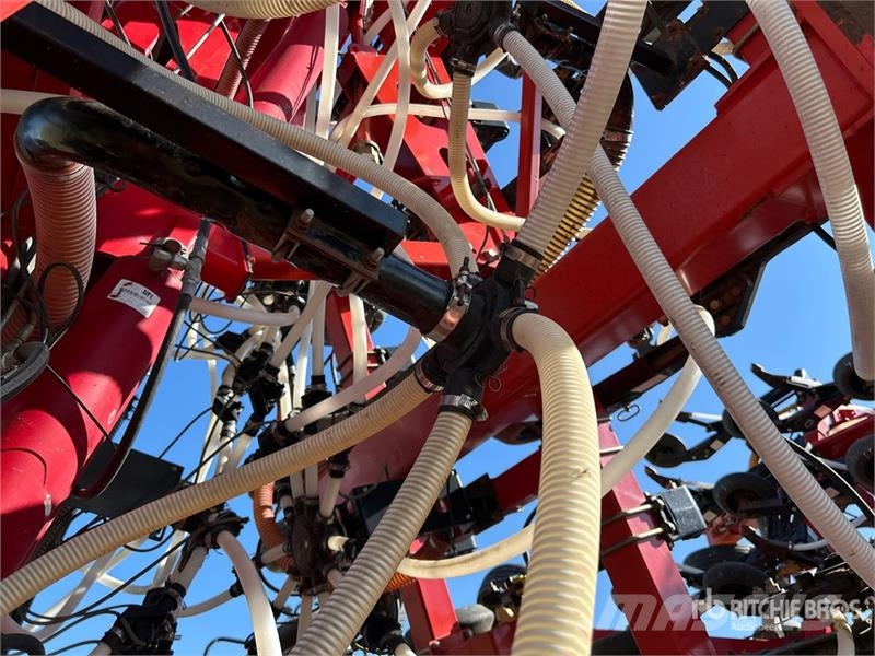 Bourgault 3320 PHD 66 ft Air Drill Perfuradoras