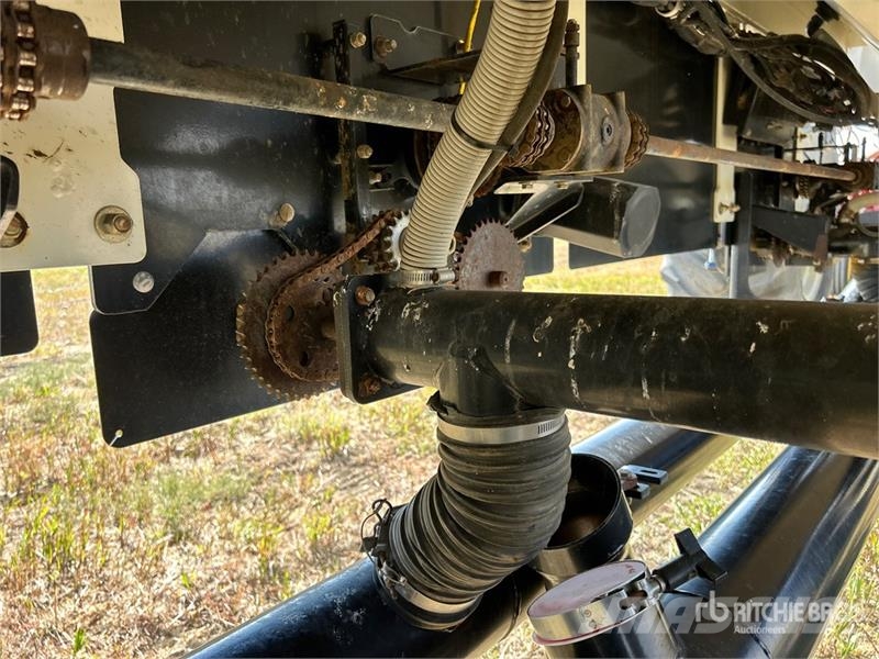Bourgault 3320 PHD 66 ft Air Drill Perfuradoras