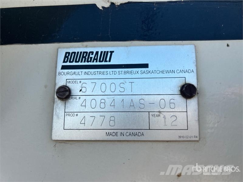 Bourgault 3320 PHD 66 ft Air Drill Perfuradoras