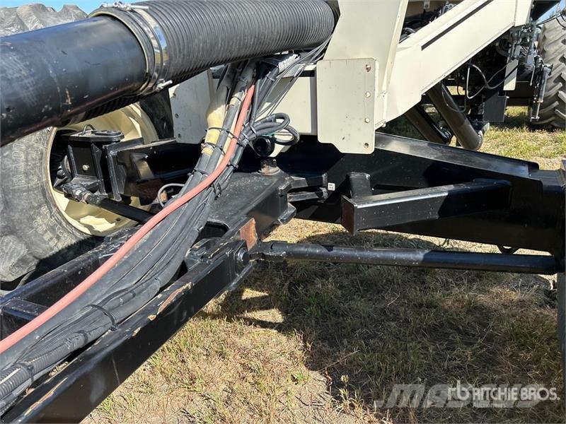 Bourgault 3320 PHD 66 ft Air Drill Perfuradoras