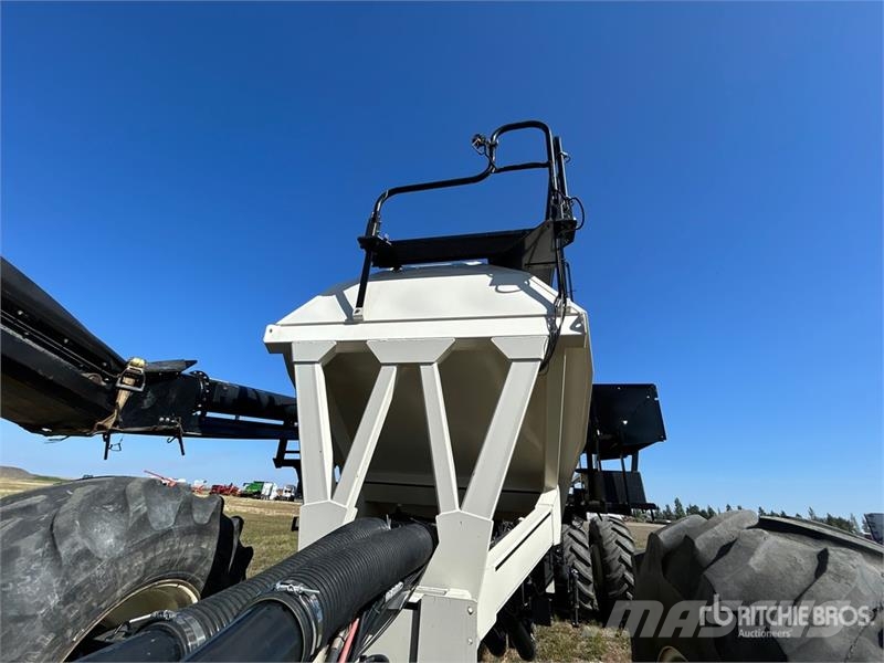 Bourgault 3320 PHD 66 ft Air Drill Perfuradoras