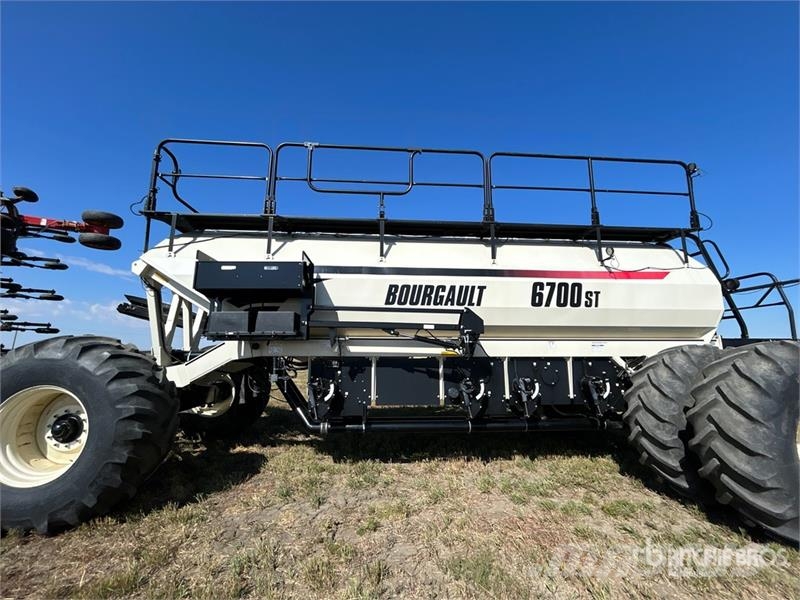 Bourgault 3320 PHD 66 ft Air Drill Perfuradoras